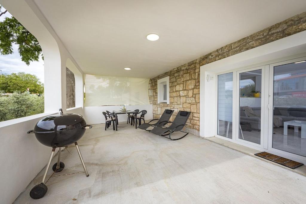 Apartment Olive Garden Near Pula 3 Km From Center And Only 4 Km From The Beach For 4 Persons Exteriér fotografie